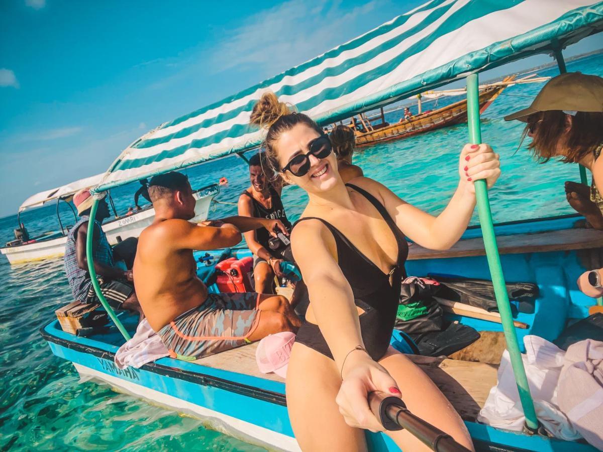 Zanzibella Hotel & Spa Kiwengwa  Εξωτερικό φωτογραφία A tourist on a boat in Zanzibar